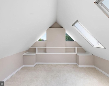 1706 N Glebe Road - Photo Thumbnail 32