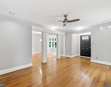 1706 N Glebe Road - Photo Thumbnail 7