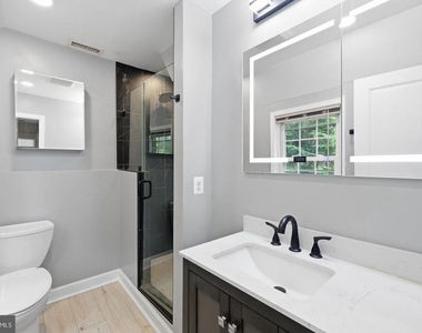 1706 N Glebe Road - Photo Thumbnail 28