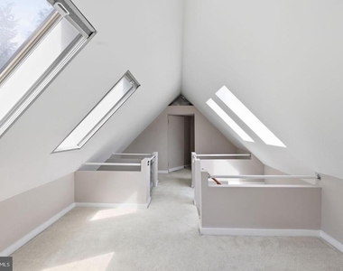1706 N Glebe Road - Photo Thumbnail 31