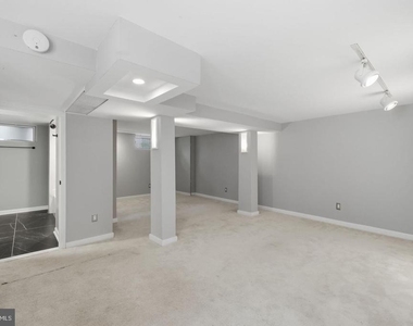 1706 N Glebe Road - Photo Thumbnail 36