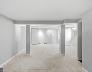 1706 N Glebe Road - Photo Thumbnail 37