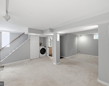 1706 N Glebe Road - Photo Thumbnail 39