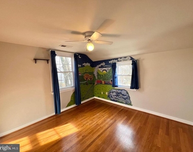 1010 N Kentucky Street - Photo Thumbnail 24