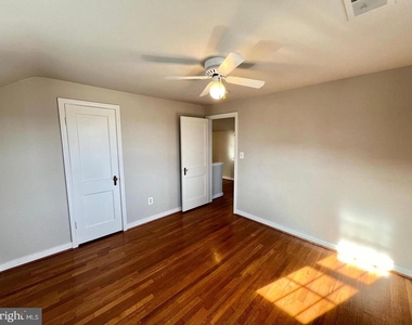 1010 N Kentucky Street - Photo Thumbnail 25