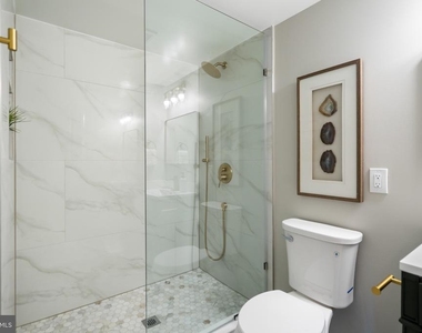 2108 S Dinwiddie Street S - Photo Thumbnail 25