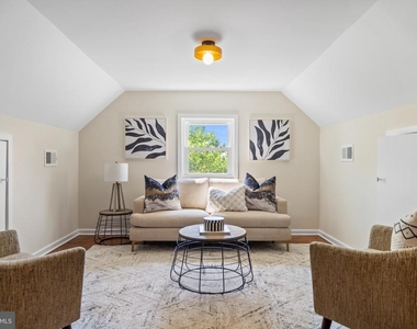 2108 S Dinwiddie Street S - Photo Thumbnail 13