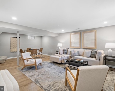 2108 S Dinwiddie Street S - Photo Thumbnail 19
