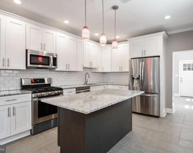 2619 E Ontario Street - Photo Thumbnail 4