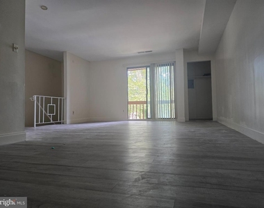 7528 E Roosevelt Boulevard S - Photo Thumbnail 34