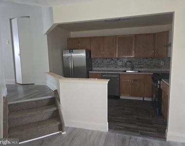 7528 E Roosevelt Boulevard S - Photo Thumbnail 21