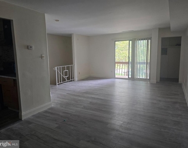 7528 E Roosevelt Boulevard S - Photo Thumbnail 37