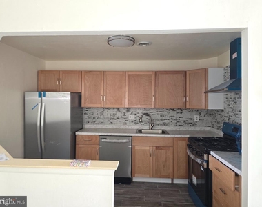 7528 E Roosevelt Boulevard S - Photo Thumbnail 18