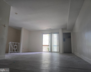 7528 E Roosevelt Boulevard S - Photo Thumbnail 31