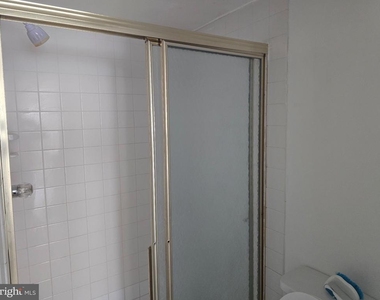 7528 E Roosevelt Boulevard S - Photo Thumbnail 63