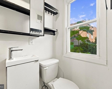 785 S 2nd Street - Photo Thumbnail 5