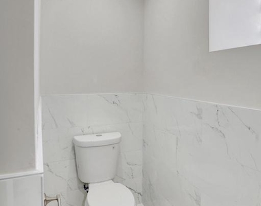 1424 S Napa Street - Photo Thumbnail 5