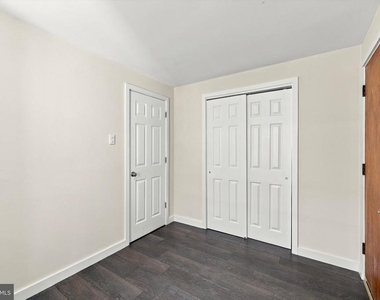 1716 Mount Vernon Street - Photo Thumbnail 12