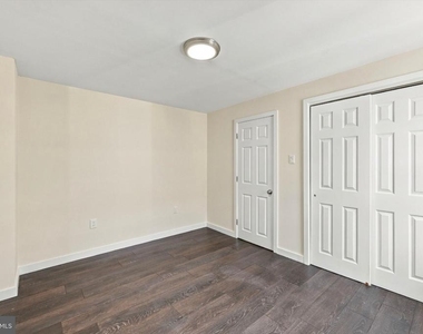 1716 Mount Vernon Street - Photo Thumbnail 10