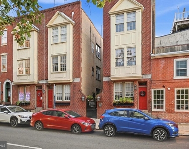 334 Lombard Street - Photo Thumbnail 1