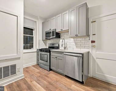 334 Lombard Street - Photo Thumbnail 2