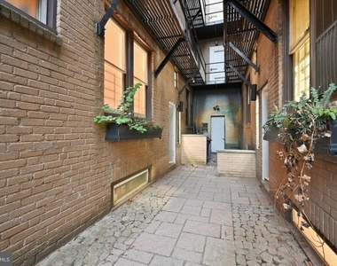 334 Lombard Street - Photo Thumbnail 14