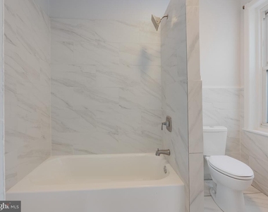 2661 N Douglas Street - Photo Thumbnail 9