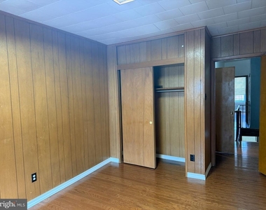 1228 Snyder Avenue - Photo Thumbnail 14