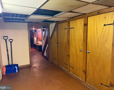 1228 Snyder Avenue - Photo Thumbnail 17