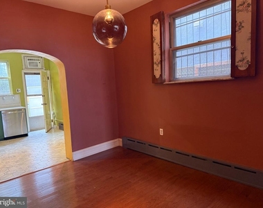 1228 Snyder Avenue - Photo Thumbnail 4