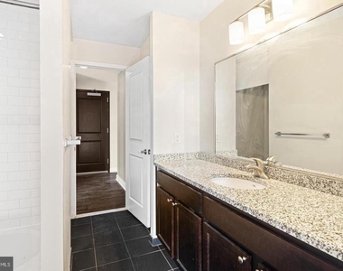 523 N Broad Street - Photo Thumbnail 11