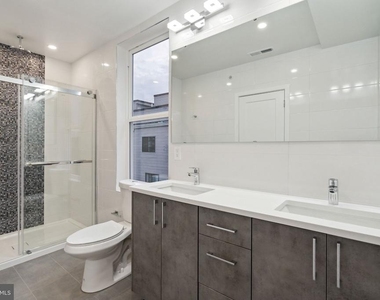 1713 W Seybert Street - Photo Thumbnail 14
