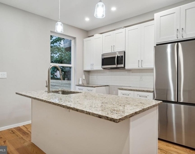 1713 W Seybert Street - Photo Thumbnail 5