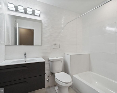 1713 W Seybert Street - Photo Thumbnail 10