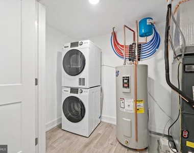 1530 N Palethorp Street - Photo Thumbnail 9