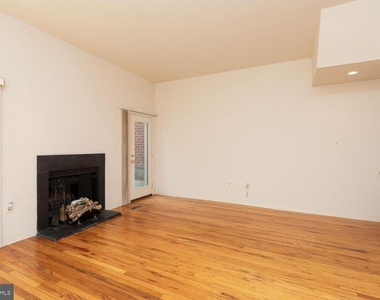 215 N 23rd Street - Photo Thumbnail 4