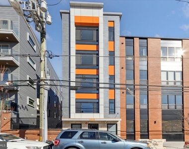 1615 Poplar Street - Photo Thumbnail 4
