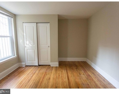 723 Spruce Street - Photo Thumbnail 12