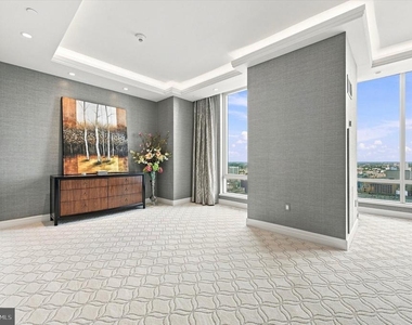 1414 S Penn Square - Photo Thumbnail 16
