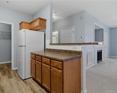 625 Marshtree Lane - Photo Thumbnail 14