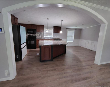 4131 Overhills Road - Photo Thumbnail 6