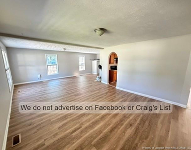 608 Raven Place - Photo Thumbnail 1