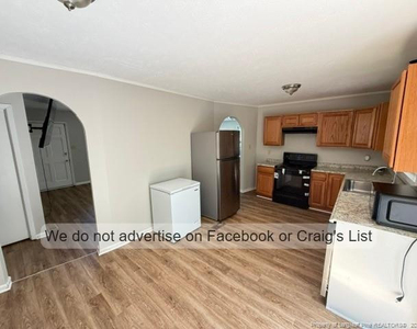 608 Raven Place - Photo Thumbnail 2