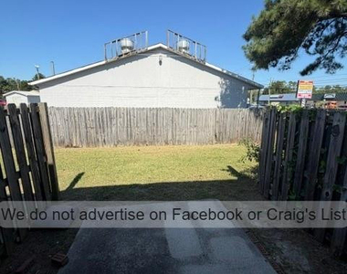 6475 Yadkin Road - Photo Thumbnail 7