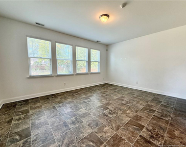 489 Wood Point Drive - Photo Thumbnail 12