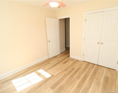 125 Gremar Drive - Photo Thumbnail 21