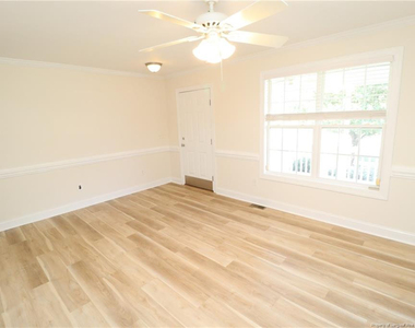 125 Gremar Drive - Photo Thumbnail 2