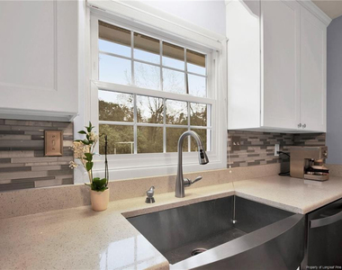 3209 Glasgow Drive - Photo Thumbnail 17