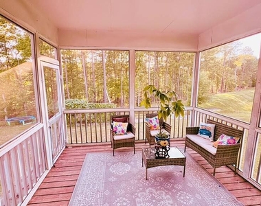 2716 Dilly Dally Court - Photo Thumbnail 11