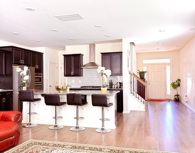 2716 Dilly Dally Court - Photo Thumbnail 22